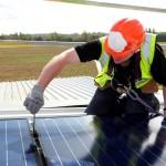 威尔士中有1,000个租用的物业，从免费的太阳能中受益